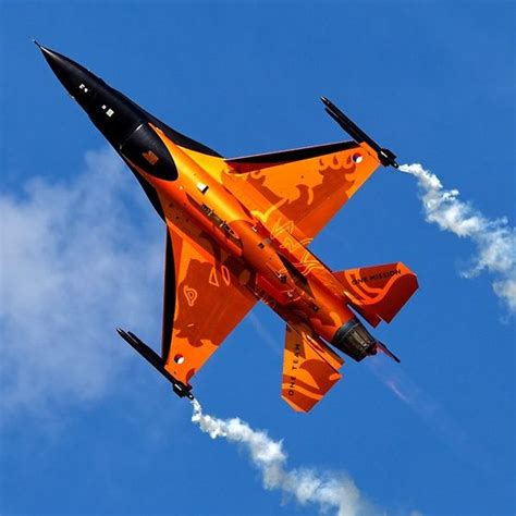 Orange Jets .